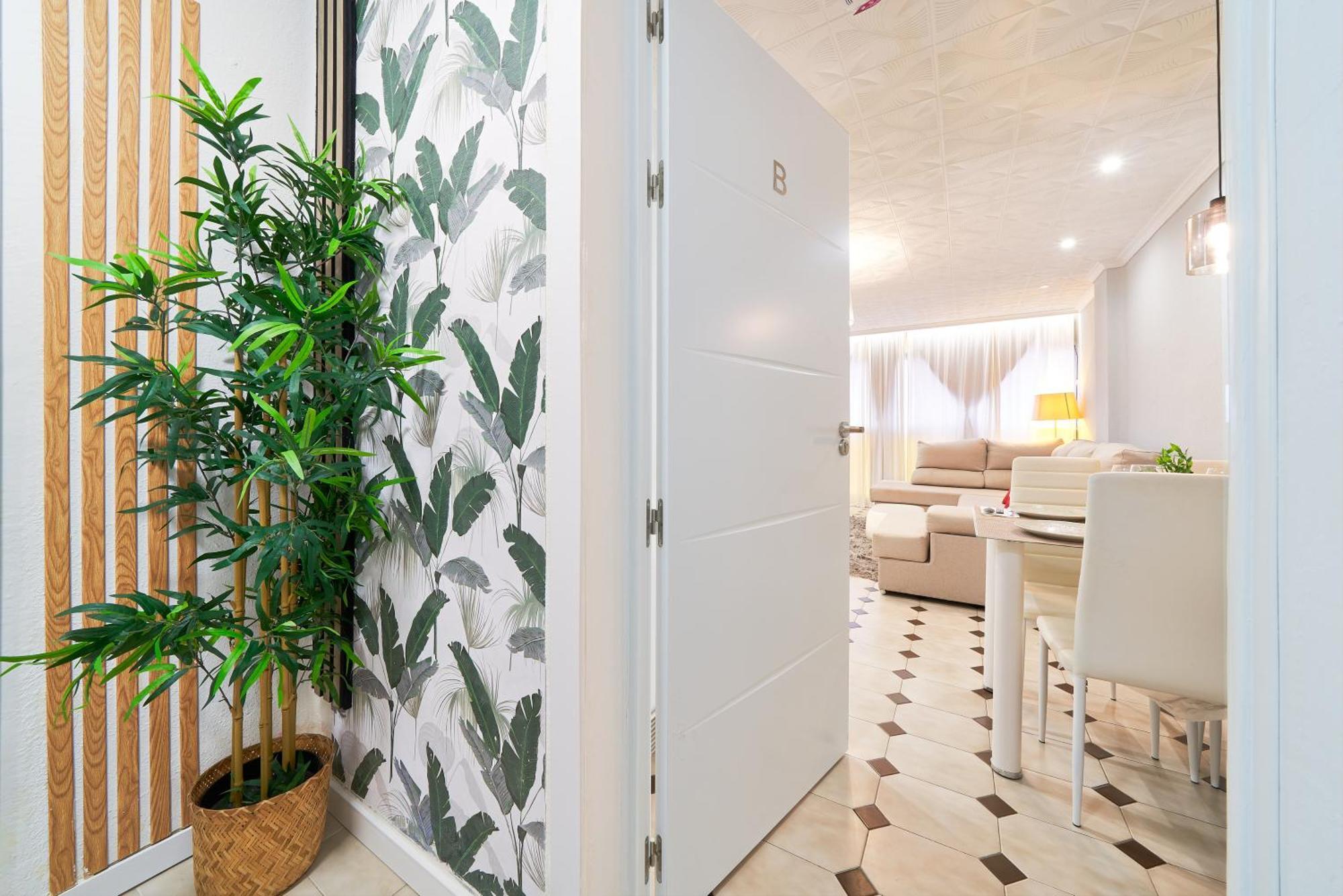 Fantastico Apartamento Junto A La Estacion Малага Экстерьер фото